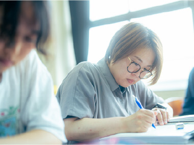 既卒者割合15%充実した学び直しの機会